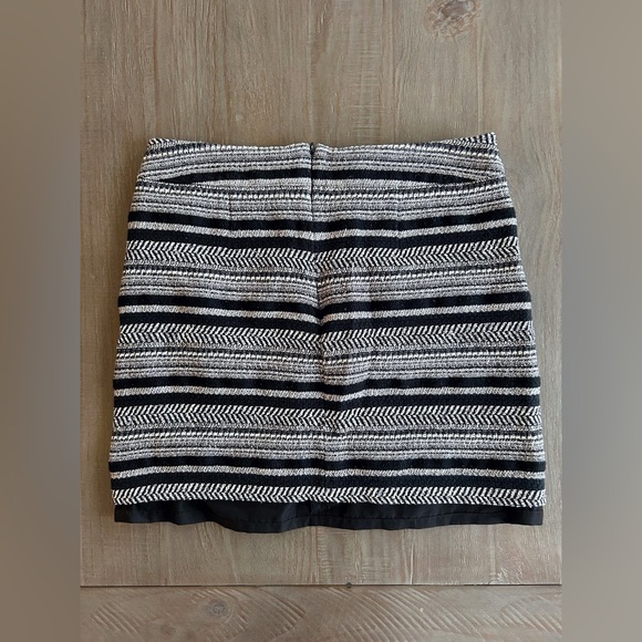 Loft skirts - Picture 7 of 13